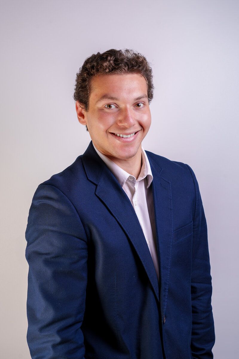 Naples headshots by Rob Bach Photography